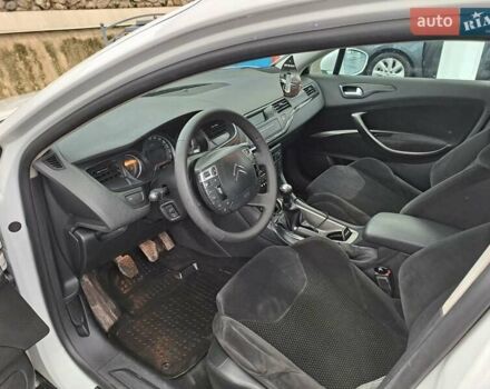 Белый Ситроен С5, объемом двигателя 1.6 л и пробегом 260 тыс. км за 6199 $, фото 8 на Automoto.ua