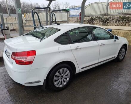 Белый Ситроен С5, объемом двигателя 1.6 л и пробегом 260 тыс. км за 6199 $, фото 5 на Automoto.ua