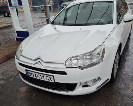 Белый Ситроен С5, объемом двигателя 1.6 л и пробегом 260 тыс. км за 6199 $, фото 2 на Automoto.ua