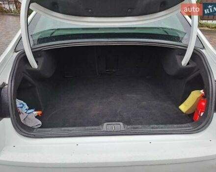 Белый Ситроен С5, объемом двигателя 1.6 л и пробегом 260 тыс. км за 6199 $, фото 12 на Automoto.ua