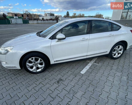 Сітроен С5 2009 у Чернівцях на Automoto.ua Білий Сітроен С5, об'ємом двигуна 1.6 л та пробігом 279 тис. км за 6600 $, фото 17 на Automoto.ua