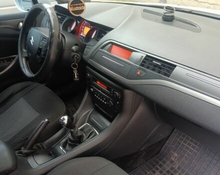 Белый Ситроен С5, объемом двигателя 1.6 л и пробегом 370 тыс. км за 6000 $, фото 6 на Automoto.ua