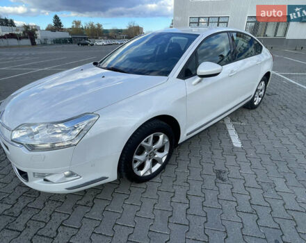 Сітроен С5 2009 у Чернівцях на Automoto.ua Білий Сітроен С5, об'ємом двигуна 1.6 л та пробігом 279 тис. км за 6600 $, фото 18 на Automoto.ua