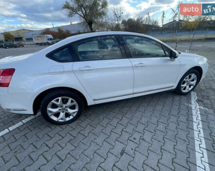 Сітроен С5 2009 у Чернівцях на Automoto.ua Білий Сітроен С5, об'ємом двигуна 1.6 л та пробігом 279 тис. км за 6600 $, фото 8 на Automoto.ua