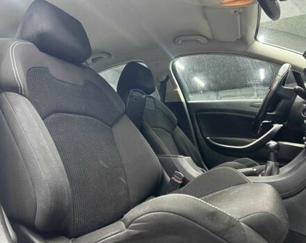 Белый Ситроен С5, объемом двигателя 1.6 л и пробегом 277 тыс. км за 6600 $, фото 13 на Automoto.ua