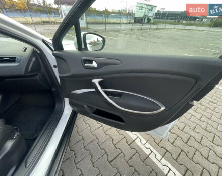 Сітроен С5 2009 у Чернівцях на Automoto.ua Білий Сітроен С5, об'ємом двигуна 1.6 л та пробігом 279 тис. км за 6600 $, фото 29 на Automoto.ua