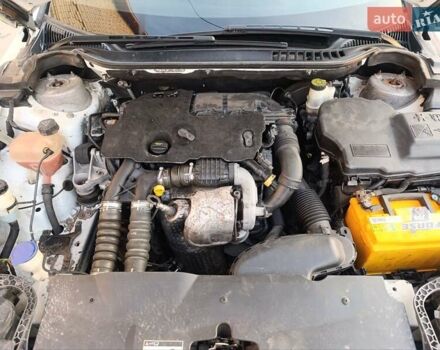 Ситроен С5 2010 в Липовце на Automoto.ua Белый Ситроен С5, объемом двигателя 1.6 л и пробегом 323 тыс. км за 5999 $, фото 10 на Automoto.ua