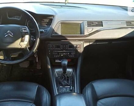 Белый Ситроен С5, объемом двигателя 2 л и пробегом 308 тыс. км за 8800 $, фото 10 на Automoto.ua