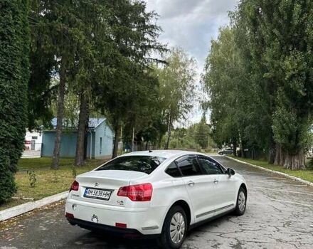 Белый Ситроен С5, объемом двигателя 1.6 л и пробегом 323 тыс. км за 6500 $, фото 5 на Automoto.ua