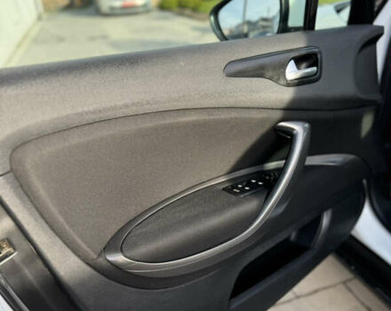 Білий Сітроен С5, об'ємом двигуна 1.6 л та пробігом 330 тис. км за 4790 $, фото 11 на Automoto.ua