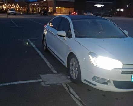 Белый Ситроен С5, объемом двигателя 1.6 л и пробегом 136 тыс. км за 7000 $, фото 3 на Automoto.ua