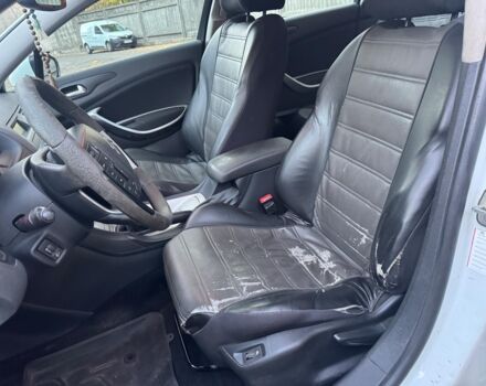 Белый Ситроен С5, объемом двигателя 2 л и пробегом 315 тыс. км за 6190 $, фото 3 на Automoto.ua