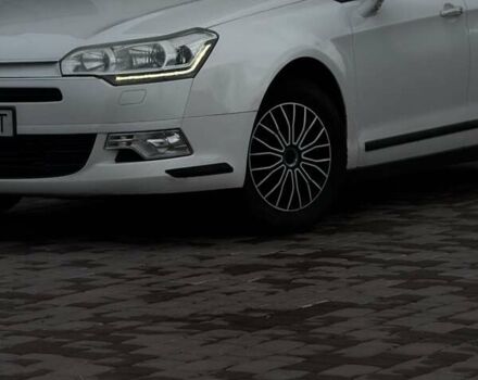 Белый Ситроен С5, объемом двигателя 1.6 л и пробегом 340 тыс. км за 4599 $, фото 2 на Automoto.ua