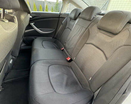 Білий Сітроен С5, об'ємом двигуна 1.6 л та пробігом 330 тис. км за 4790 $, фото 18 на Automoto.ua