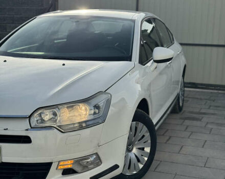 Білий Сітроен С5, об'ємом двигуна 1.6 л та пробігом 330 тис. км за 4790 $, фото 2 на Automoto.ua