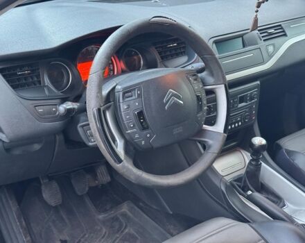 Белый Ситроен С5, объемом двигателя 2 л и пробегом 315 тыс. км за 6190 $, фото 19 на Automoto.ua