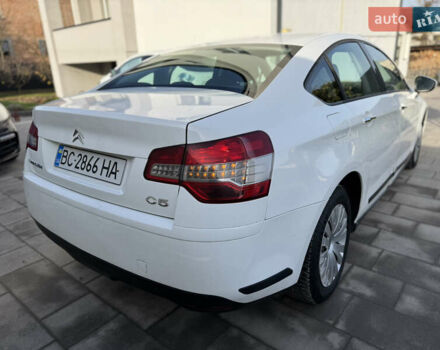 Білий Сітроен С5, об'ємом двигуна 1.6 л та пробігом 330 тис. км за 4790 $, фото 7 на Automoto.ua