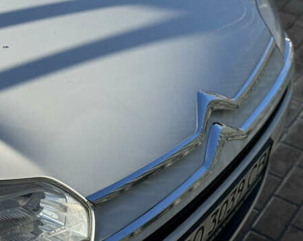 Білий Сітроен С5, об'ємом двигуна 1.56 л та пробігом 245 тис. км за 9000 $, фото 2 на Automoto.ua