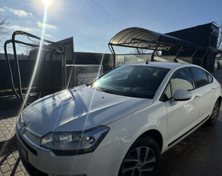 Білий Сітроен С5, об'ємом двигуна 1.56 л та пробігом 245 тис. км за 9000 $, фото 5 на Automoto.ua