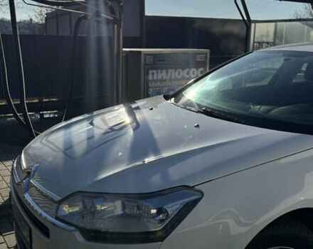 Білий Сітроен С5, об'ємом двигуна 1.56 л та пробігом 245 тис. км за 9000 $, фото 4 на Automoto.ua