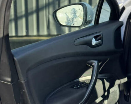 Білий Сітроен С5, об'ємом двигуна 1.56 л та пробігом 245 тис. км за 9000 $, фото 10 на Automoto.ua