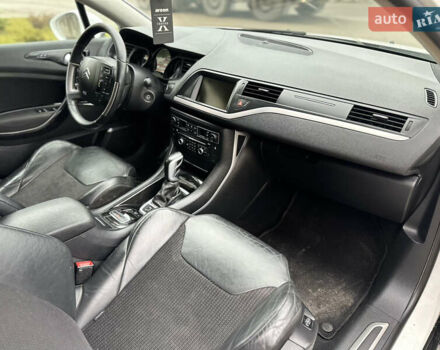 Білий Сітроен С5, об'ємом двигуна 2 л та пробігом 400 тис. км за 4700 $, фото 26 на Automoto.ua