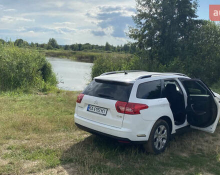 Білий Сітроен С5, об'ємом двигуна 2 л та пробігом 245 тис. км за 8000 $, фото 2 на Automoto.ua