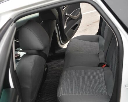 Белый Ситроен С5, объемом двигателя 1.6 л и пробегом 320 тыс. км за 5700 $, фото 8 на Automoto.ua