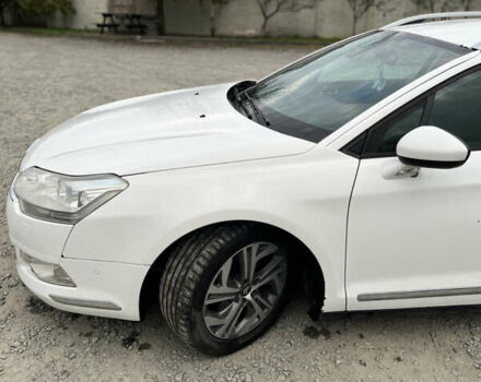 Белый Ситроен С5, объемом двигателя 2 л и пробегом 300 тыс. км за 5900 $, фото 8 на Automoto.ua