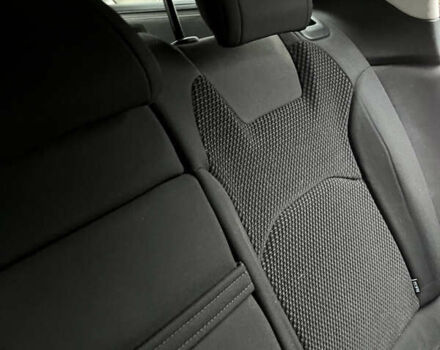 Белый Ситроен С5, объемом двигателя 2 л и пробегом 300 тыс. км за 5900 $, фото 26 на Automoto.ua