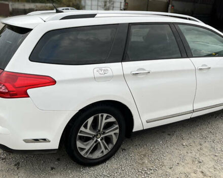 Белый Ситроен С5, объемом двигателя 2 л и пробегом 300 тыс. км за 5900 $, фото 3 на Automoto.ua