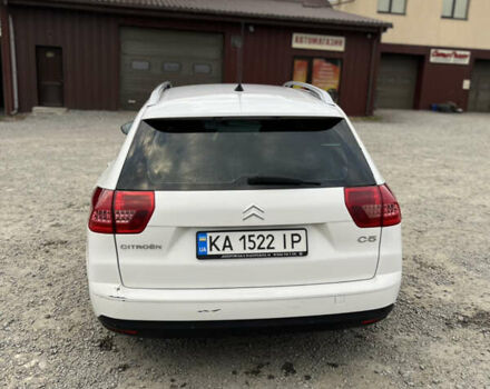 Белый Ситроен С5, объемом двигателя 2 л и пробегом 300 тыс. км за 5900 $, фото 5 на Automoto.ua