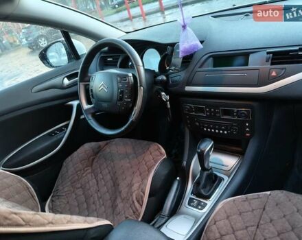 Белый Ситроен С5, объемом двигателя 2 л и пробегом 262 тыс. км за 8400 $, фото 12 на Automoto.ua