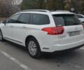 Белый Ситроен С5, объемом двигателя 1.6 л и пробегом 320 тыс. км за 5700 $, фото 4 на Automoto.ua