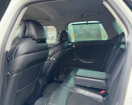 Білий Сітроен С5, об'ємом двигуна 2 л та пробігом 252 тис. км за 7150 $, фото 23 на Automoto.ua