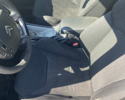 Ситроен С5 2011 в Львове на Automoto.ua Белый Ситроен С5, объемом двигателя 1.56 л и пробегом 285 тыс. км за 5750 $, фото 34 на Automoto.ua