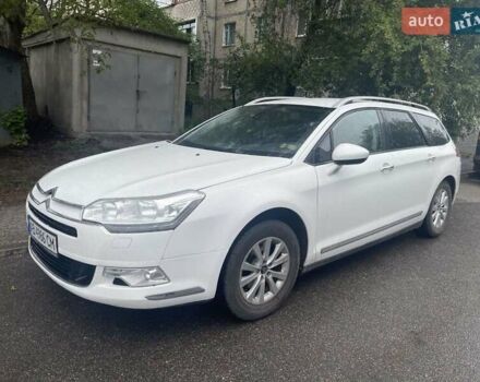Белый Ситроен С5, объемом двигателя 1.6 л и пробегом 298 тыс. км за 6300 $, фото 5 на Automoto.ua