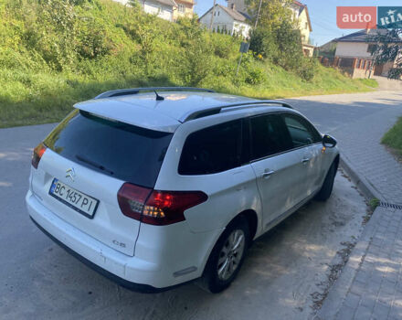 Ситроен С5 2011 в Львове на Automoto.ua Белый Ситроен С5, объемом двигателя 1.56 л и пробегом 285 тыс. км за 5750 $, фото 6 на Automoto.ua