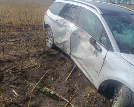 Ситроен С5 2011 в Шевченковом на Automoto.ua Белый Ситроен С5, объемом двигателя 2 л и пробегом 100 тыс. км за 1457 $, фото 5 на Automoto.ua