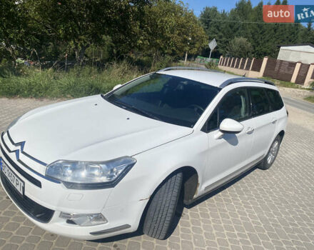 Ситроен С5 2011 в Львове на Automoto.ua Белый Ситроен С5, объемом двигателя 1.56 л и пробегом 285 тыс. км за 5750 $, фото 11 на Automoto.ua