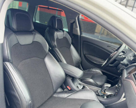 Білий Сітроен С5, об'ємом двигуна 2 л та пробігом 252 тис. км за 7150 $, фото 38 на Automoto.ua