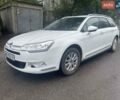 Белый Ситроен С5, объемом двигателя 1.6 л и пробегом 298 тыс. км за 6300 $, фото 1 на Automoto.ua