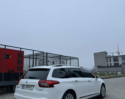 Білий Сітроен С5, об'ємом двигуна 2 л та пробігом 252 тис. км за 7150 $, фото 4 на Automoto.ua