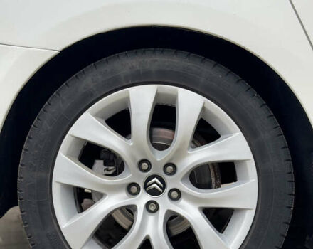 Білий Сітроен С5, об'ємом двигуна 2 л та пробігом 252 тис. км за 7150 $, фото 17 на Automoto.ua