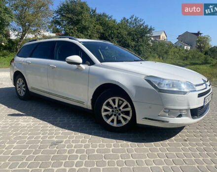 Ситроен С5 2011 в Львове на Automoto.ua Белый Ситроен С5, объемом двигателя 1.56 л и пробегом 285 тыс. км за 5750 $, фото 9 на Automoto.ua