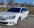 Белый Ситроен С5, объемом двигателя 1.6 л и пробегом 322 тыс. км за 5000 $, фото 1 на Automoto.ua