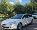 Белый Ситроен С5, объемом двигателя 2 л и пробегом 295 тыс. км за 7800 $, фото 1 на Automoto.ua
