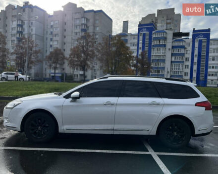 Сітроен С5 2013 у Чернігові на Automoto.ua Білий Сітроен С5, об'ємом двигуна 1.56 л та пробігом 243 тис. км за 7200 $, фото 1 на Automoto.ua
