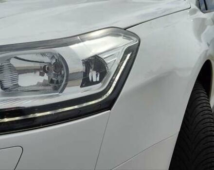 Белый Ситроен С5, объемом двигателя 2 л и пробегом 219 тыс. км за 8299 $, фото 8 на Automoto.ua