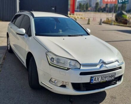 Белый Ситроен С5, объемом двигателя 1.6 л и пробегом 345 тыс. км за 8600 $, фото 6 на Automoto.ua